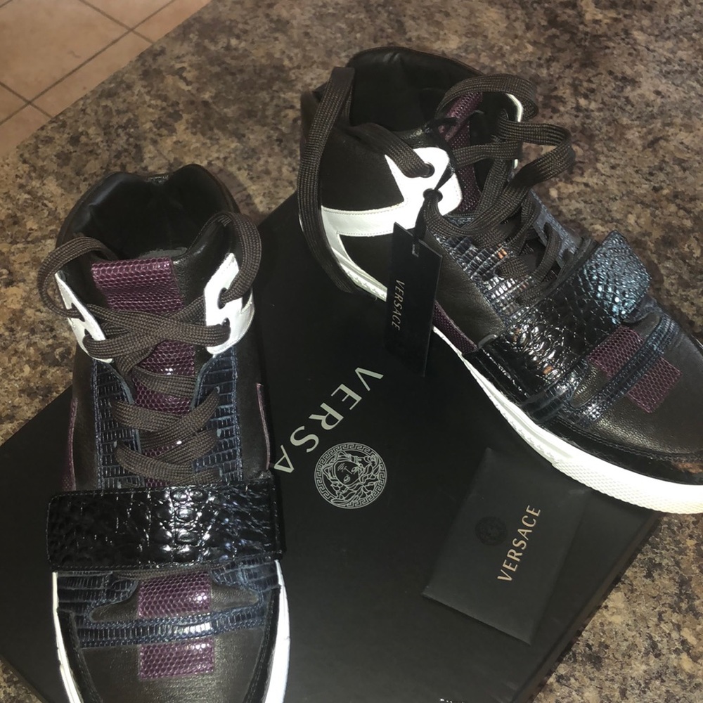 Versace sneakers - Picture 2 of 4